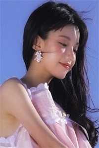 女帝登基，我成就万古第一仙