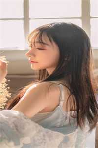惹她干嘛？皇帝老儿都得惯着她