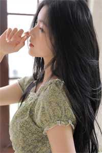 女儿露营被黑熊叼走，我淡定刷剧爱吃肉的瓜