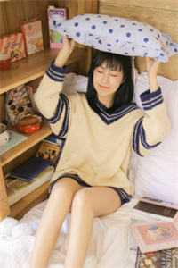 觊觎她