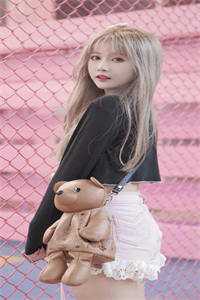 腹黑相公美如花冲喜小媳妇