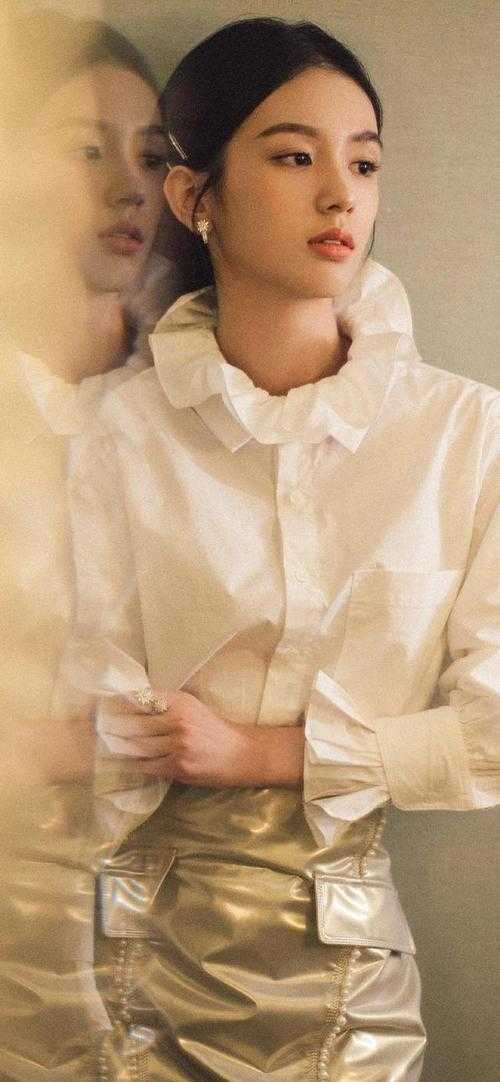 完结版小说刚把公司股份转给儿子，保姆就要用她残疾女儿换我儿子一举成神