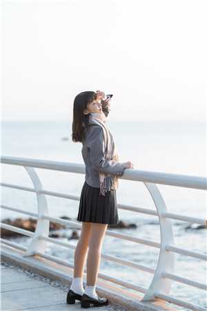 双女起舞白天野