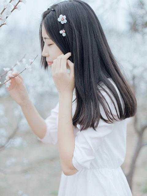 穿成女霸总踹掉前夫哥
