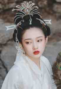 相亲闪婚，千亿总裁很疼人热门小说星辰晓梦