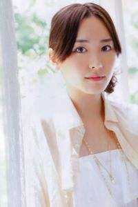 威廉尤写的小说我在末世屯美女全文阅读