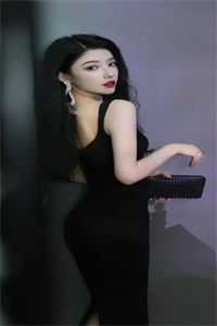 叶罗丽：冰生雪长