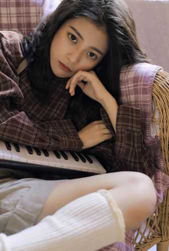 闪婚后，禁欲大佬破戒宠妻成瘾