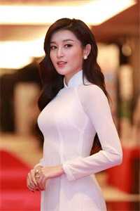 女主萧晚晚