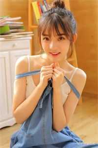 人海中，我回首，你回眸