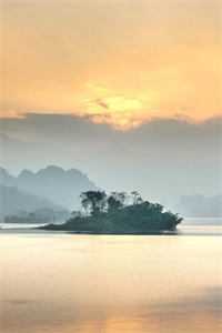醉枕山河