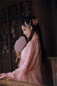 生子系统：我在兽世坐拥雄性美男