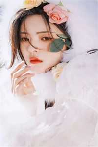 白月光陷阱：婚姻假面下的破晓