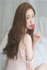 重生千禧，只想赚钱的我被女神包围了