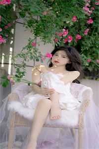 赘婿三年，总裁老婆求我别离婚