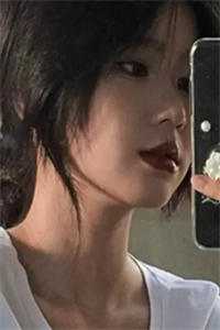我是炮灰，我帮女主掀桌