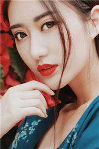 飞升那日未婚夫与小三激吻，我反手打脸渣男贱女