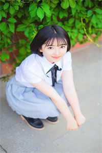 她为王后，却做了九年替身