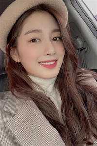 玄学直播：开局反派死一户口本
