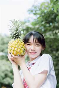 贝壳项链照亮宇宙