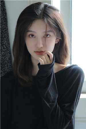 离婚后，前夫夜夜缠着我求复合