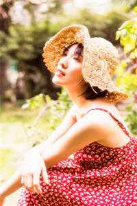再睁眼！高冷女知青在我怀里哭唧唧