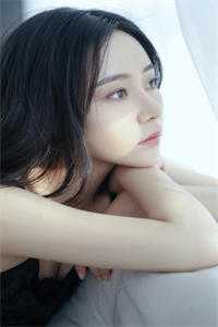和疯批美人一起重生，白眼狼们后悔了