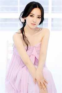 被迫闪婚后，我发现老婆有两个女朋友