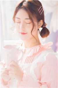 墙里的女人