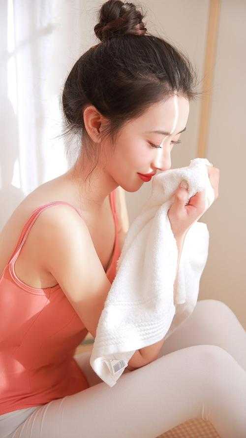 叶凡何思凝小说