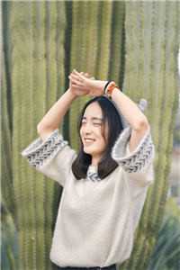 萌系宅女与腹黑总裁的跨次元热恋