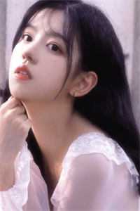 我婶婶给堂妹绑定了换脸系统