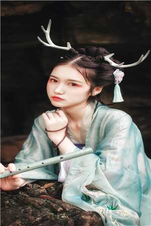 闺蜜死后，我改写了人生