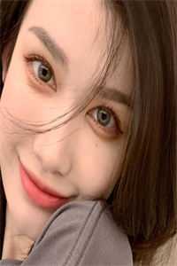 帮竹马和太妹私奔，他跪求我回头