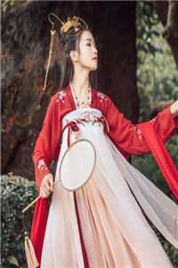 死遁后，病娇反派用拔女儿氧气管逼我现身