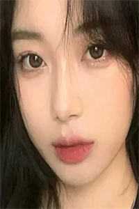 当女儿把偷拍照甩在我面前