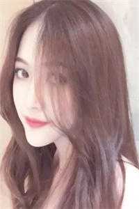 囚疯五年，我在豪门宴上把继子和他未婚妻送入地狱