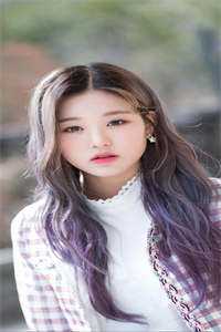 父子都偏心养妹，我撕毁假证独美
