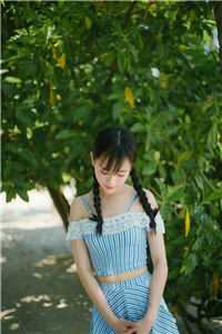 美人无心，撩一个，踹一个