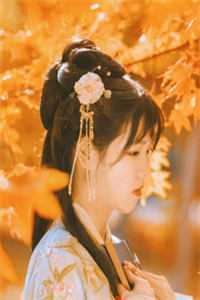 未婚妻和资助男大领证后，我闪婚了