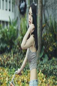 战车求生：开局百吨王带飞姐妹花