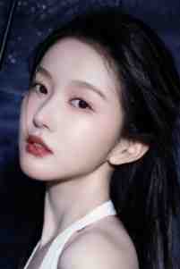 重生高温末世，我放任班花女友勾搭假少主