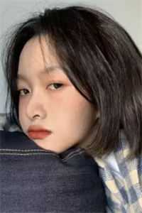 为通过装穷女友真心考验，全家割腕惨死