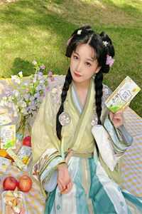 妻子为拖行妈妈致死的偶像脱罪后，我杀疯了