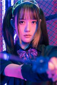 六一，老公把女儿吊在房顶等死