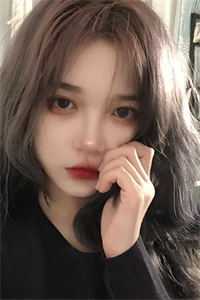 未婚夫的情妹妹抢我订婚礼服后