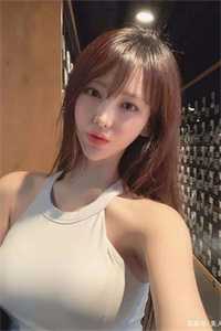 真千金看见弹幕后，不装了