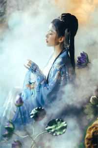 我的黑蛇老公是个恋爱脑