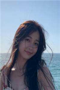 出国后，前妻对我穷追不舍