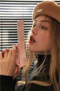 薄爷，你夫人又美又飒